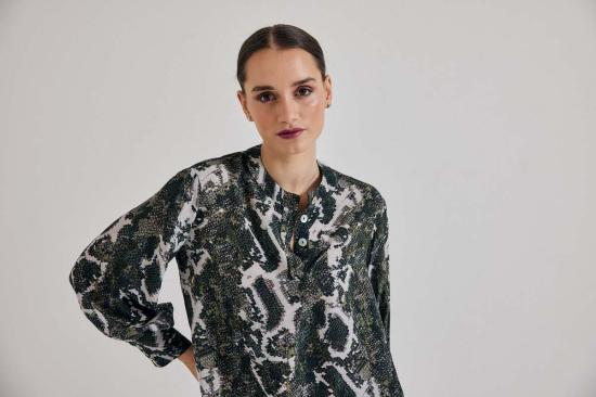  린제이 니콜라스 뉴욕 블라우스 린지 니콜라스 뉴욕 시인  올리브 파이톤 - LINDSAY NICHOLAS NEW YORK