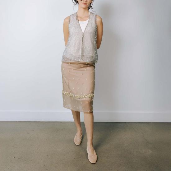  Leur Logette 미디 스커트 꽃잎 자수  베이지