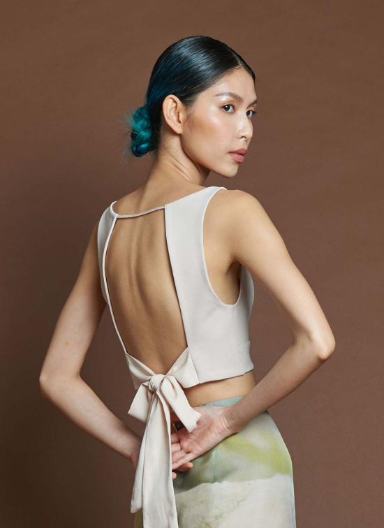  KAAREM 브라 카렘 라 란 렛 오픈 백 탑 타이 쁘띠 레귤러 라이트 크림