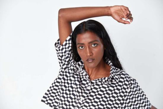  DUSHYANT. 셔츠 부끄러움 없는 개미. 캐미 크롭 셔츠 체커 트윌 - DUSHYANT