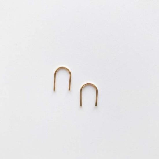  Pegs Hardware 브로치 페그스 하드웨어 티니 아크 핀 골드 - OTHER BRANDS