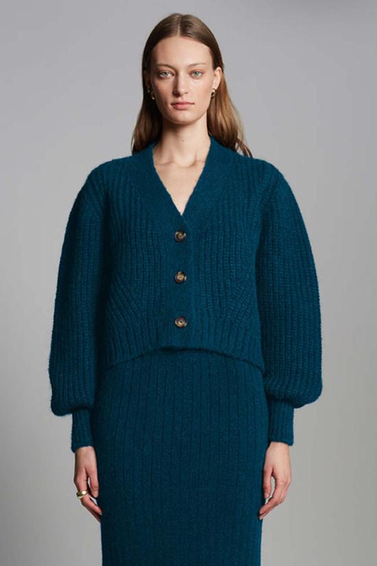  일레븐 식스 가디건 사라 카디 카디건