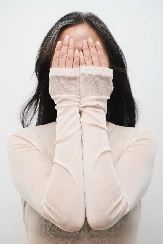  실크 런드리 긴팔 티셔츠 실크 세탁망사 긴팔 상의 헤이즐넛 색상 - SILK LAUNDRY