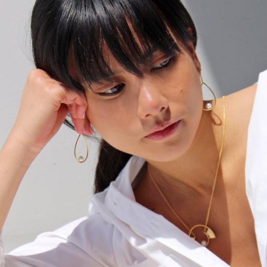  메탈렙시스 프로젝트 이어링 루프 진주 귀걸이 - METALEPSIS PROJECTS