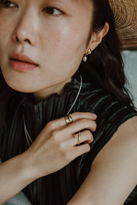  유니 이어링 주얼리 수리야 진주 스터드 귀걸이 - UNI