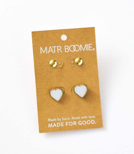  마트르 부미 이어링 Matr Boomie Rajani 하트 모양 자개 귀걸이 세트 (2개입) - MATR BOOMIE
