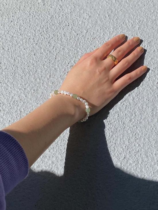  seree 바디 주얼리 세레 이사벨 진주 및 옥 팔찌 (녹색) - OTHER BRANDS