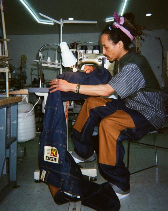  Tilted Brim 반팔 티셔츠 틸티드 브림 벤 데이비스 X 틸티드 브림 X 홀리 스티치 하프 집업 셔츠 멀티 - TILTED BRIM