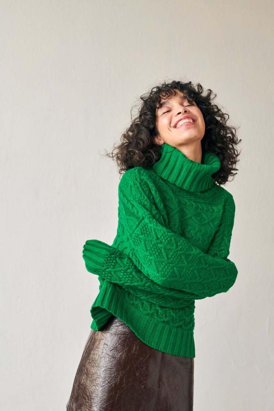  지지 니트웨어 터틀넥 케이블 스웨터 - GIGI KNITWEAR