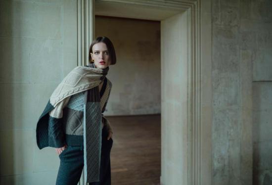  Santicler 가디건 산티클러 케이트 캐시미어 인타르시아  (탈착식 스카프 포함, 체스트넛 색상) - OTHER BRANDS