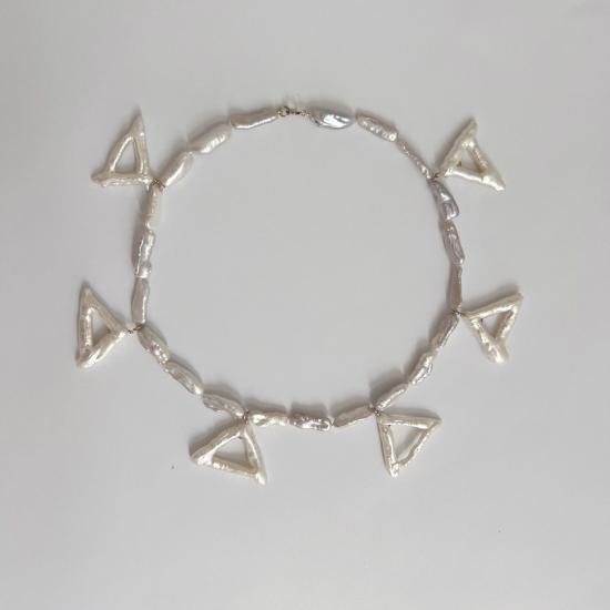  크레시오니 목걸이/팬던트 Crescioni 트라이앵글 진주 목걸이