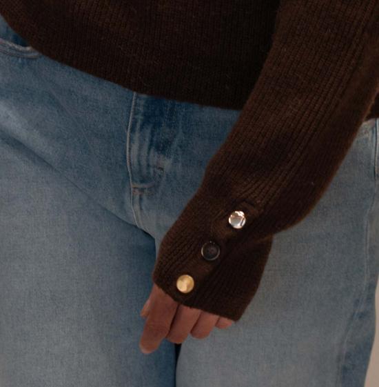  알리지 터틀넥 알리시 A5029 크롭  스웨터 초콜릿 색상 - ALYSI