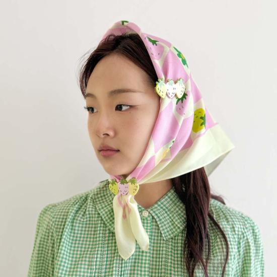  Centinelle 헤어 액세서리 센티넬 딸기 체크 무늬 면 실크 반다나 - OTHER BRANDS
