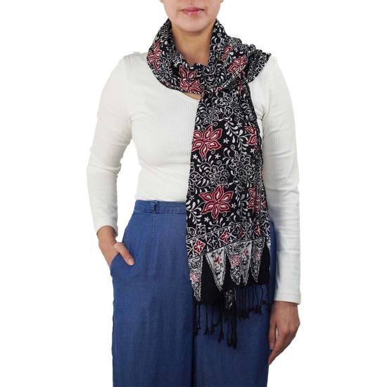  Kasih Coop 머플러/스카프 핸드 염색 바틱 스카프 블랙 레드