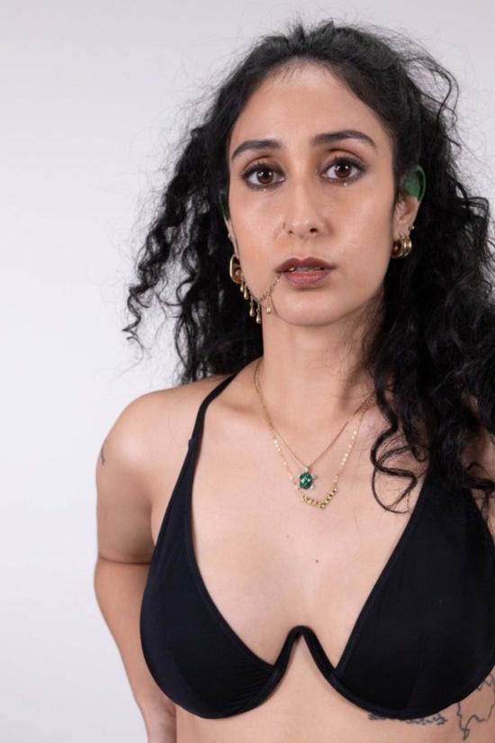  라 피유 도 비키니 수영복 La Fille D'o Changes 모노 와이어 비키니 탑 블랙 - LA FILLE D'O