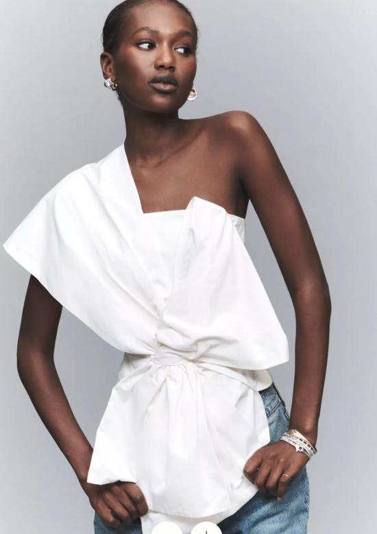  모드 클럽 블라우스 지아 오프숄더 트위스트 프론트 탑 블랙