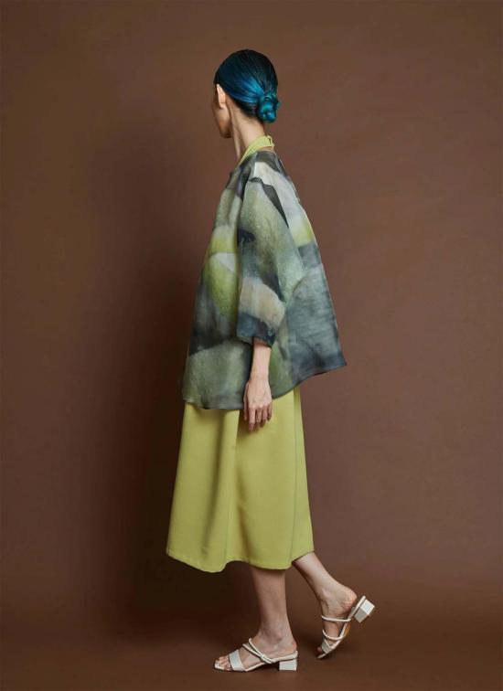  카렘 블라우스 아르나테 드롭 3/4 소매 프린트 오간자 실크 탑 루츠 프린트 실크 - KAAREM