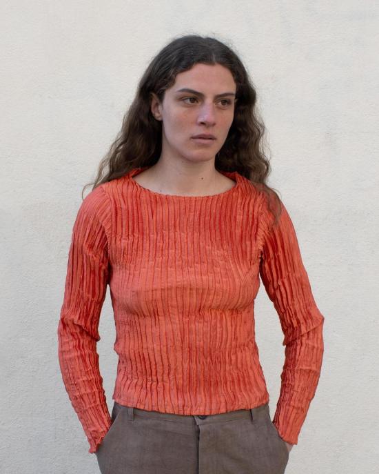  아쥬르 블라우스 Azur Plissé 새틴 실크 슬리브 탑 버밀리온