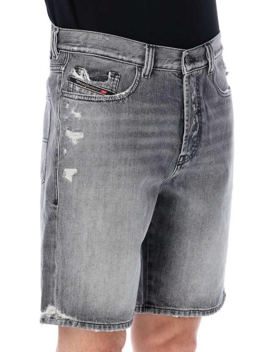  디젤 숏팬츠 데님 레귤러 쇼츠 (회색) - DIESEL