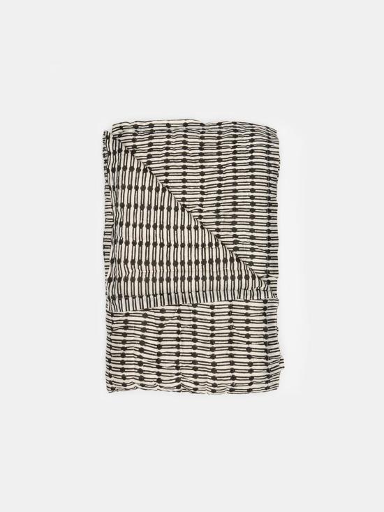  [키즈] Erica Tanov 침구 에리카 타노프 코튼 핸드 스티치 여행용 퀼트 내추럴/블랙 제이콥슨 - OTHER BRANDS