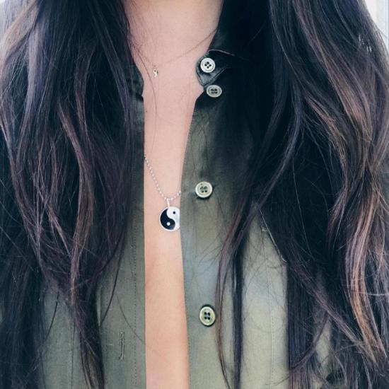  타린 토마스 목걸이/팬던트 인 양 에버렛 목걸이 (흰색 자개/검은색 오닉스) - TARIN THOMAS