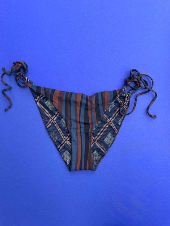  시위 비키니 수영복 시유 사운드 리버서블 타이 사이드 비키니 하의 네이비 멀티