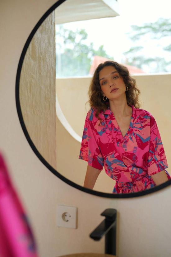  Pink Haley 블라우스 핑크 헤일리 플레이 라이브 샤인 앤 브라이트 트래블 매칭 세트 - PINK HALEY