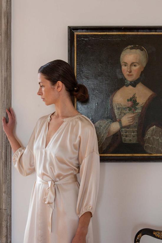  에리카 타노브 숏 원피스 에리카 타노프 티난 실크 샤르뫼즈 드레스 알라바스터 - ERICA TANOV