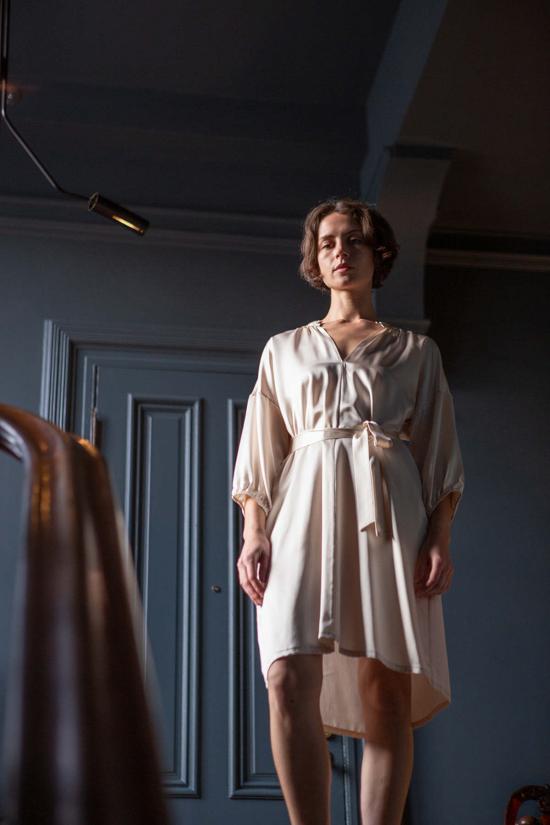  에리카 타노브 숏 원피스 에리카 타노프 티난 실크 샤르뫼즈 드레스 알라바스터 - ERICA TANOV