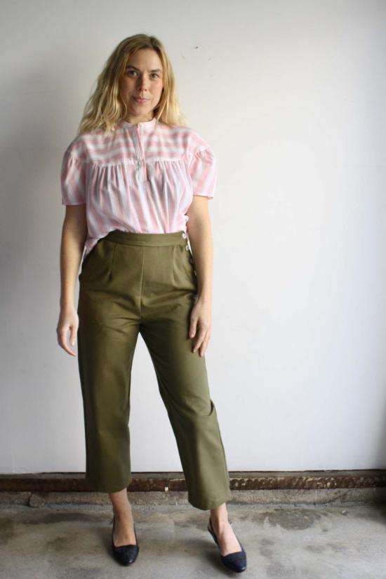  머틀 블라우스 애디  레드 티킹 스트라이프