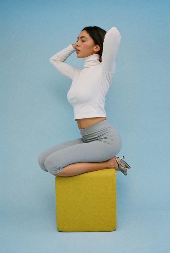  질 로드리게즈 긴팔 티셔츠 길 로드리게즈 터틀넥 긴팔 벨뷰 티셔츠 - GIL RODRIGUEZ