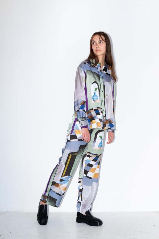  Untitled in Motion 블라우스 무제 인 모션 매니페스트  피아자 - UNTITLED IN MOTION