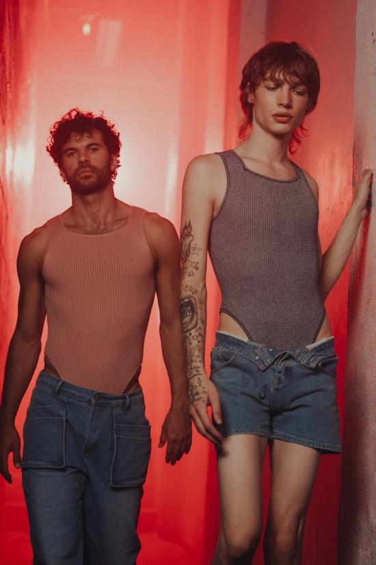  팽 바디수트 티셔츠 팡 에센셜 리브드 바디수트 블랙/화이트