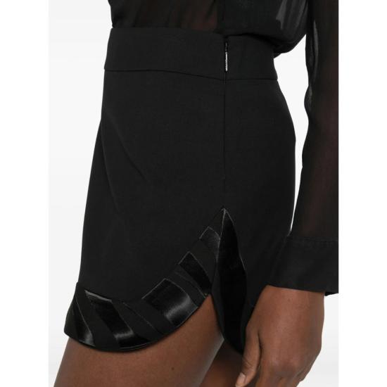  푸찌 숏 스커트 푸치  블랙 - PUCCI