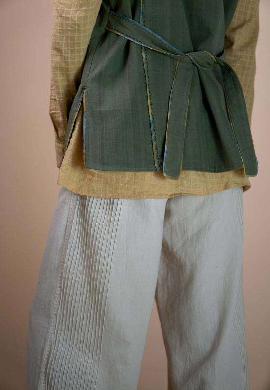  IKKIVI 스트레이트 팬츠 이키비 메도우즈 유니섹스 앞트임  오프화이트 - OTHER BRANDS