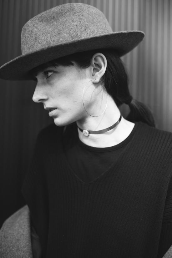  타린 토마스 이어링 제이니 후프스 - TARIN THOMAS