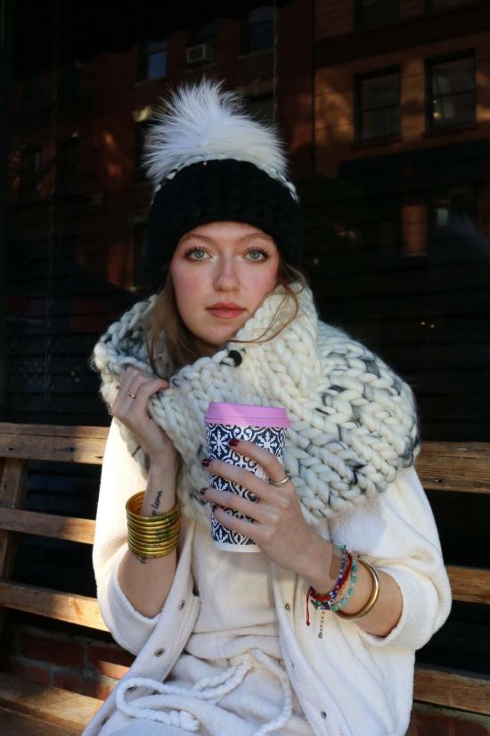  미샤램퍼트 모자 미샤 램퍼트 라이트 플로럴 | 블랙 + 블랙 XL 폼폼 - MISCHA LAMPERT