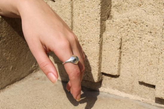  수아이 반지 클로슈 시그넷 링 - SUAI