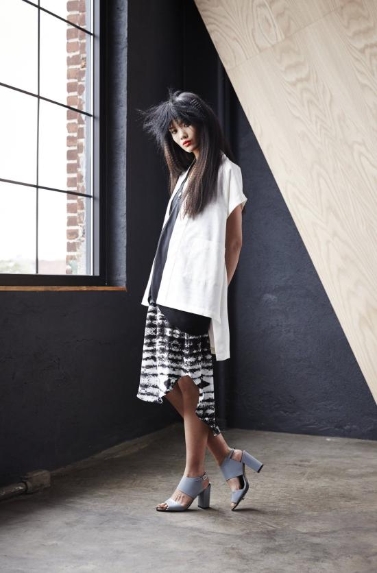  에이치 프레드릭손 미디 스커트 H. Fredriksson 쉘 스커트 블랙