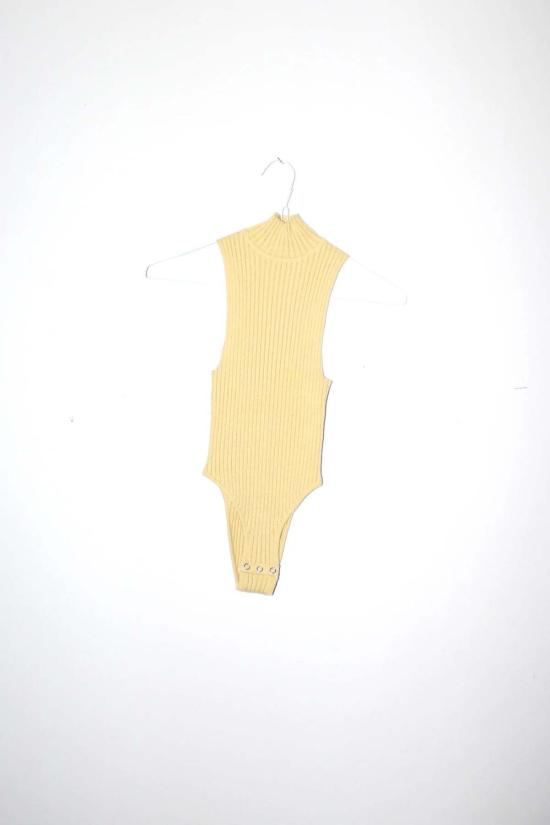  giu giu 바디수트 티셔츠 논나 레오타드 소매 없는 글리터 카모마일