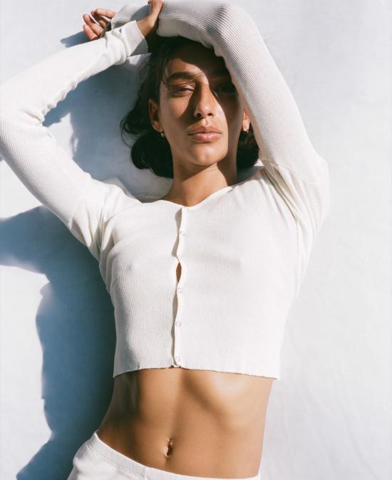  마레 퍼페투아 가디건 마레 페르페투아 위스퍼 스냅  화이트