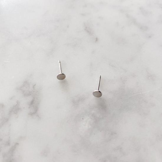  타린 토마스 이어링 롤라 스터즈 - TARIN THOMAS