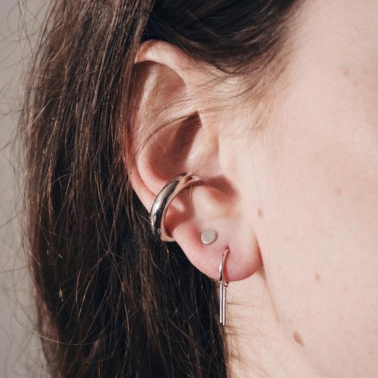  타린 토마스 이어링 롤라 스터즈