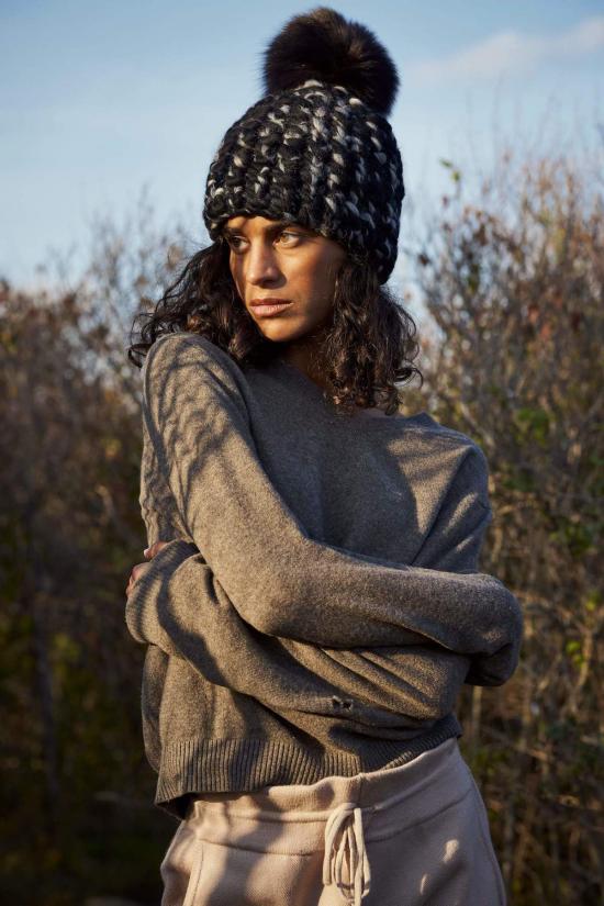  Mischa Lampert 모자 미샤 램퍼트 블랙/그레이 블렌드 비니 + 블랙 XL 폼폼 - OTHER BRANDS