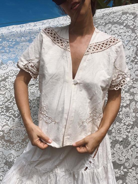  Fin and Ray 블라우스 핀앤레이 플로럴 자수 크롭탑 - OTHER BRANDS