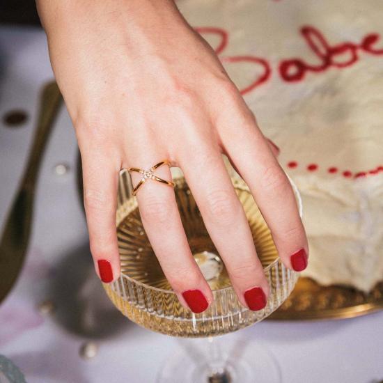  몬세라트 뉴욕 반지 엑스 링