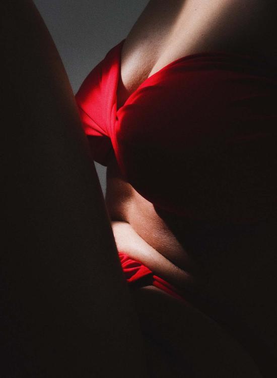  하우스라벨 비키니 수영복 Hauslabel 트위스트 비키니 탑 Ovario - HAUSLABEL