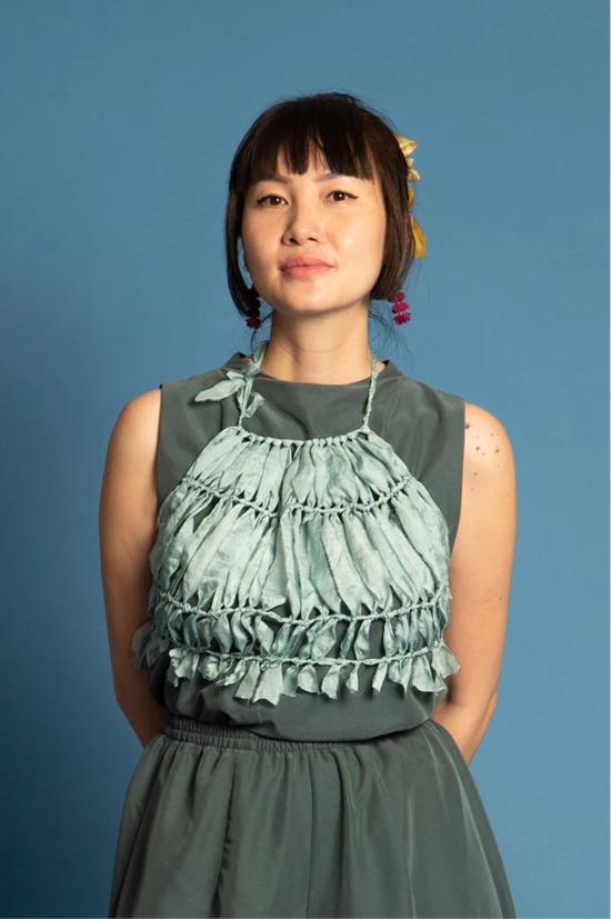  카렘 블라우스 커넥트 2 핸드니트 실크 크롭 홀터넥 타이 탑 - KAAREM