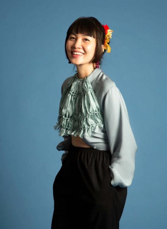  카렘 블라우스 커넥트 2 핸드니트 실크 크롭 홀터넥 타이 탑 - KAAREM