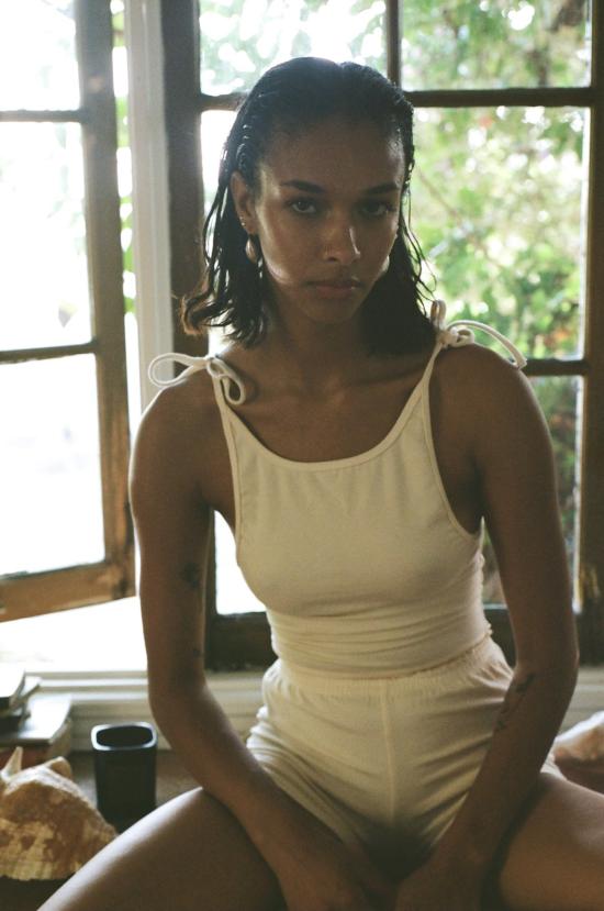  마레 퍼페투아 민소매 티셔츠 Mare Perpetua Lume 탑 화이트